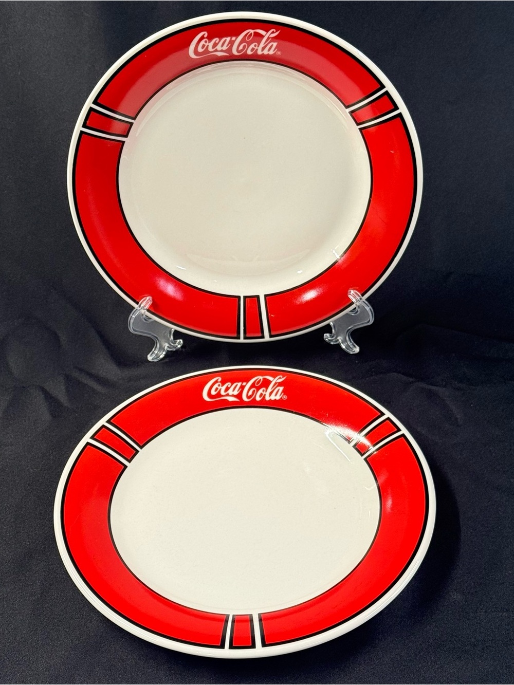 Vintage Set of TWO Gibson Coca Cola Americana Dinner Plates Red/White 1996 NICE